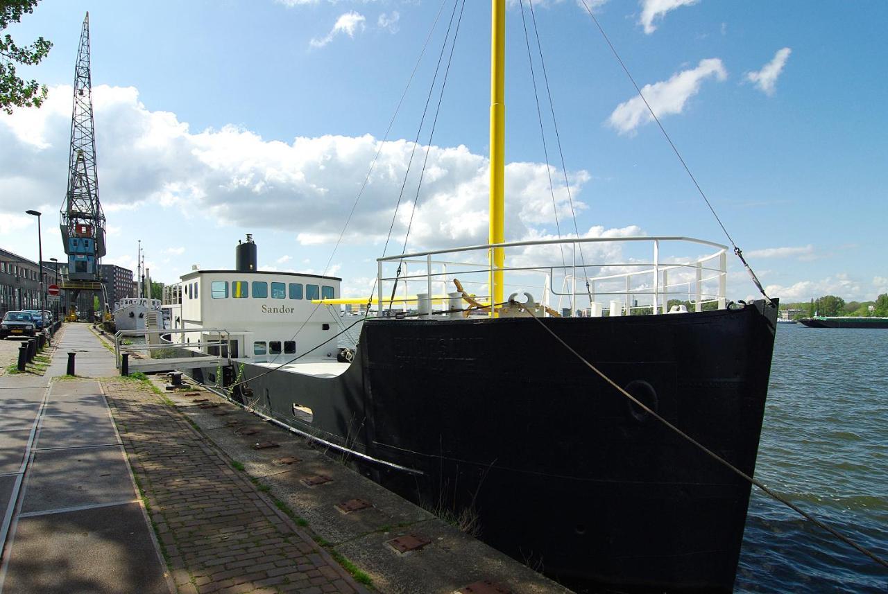 Magnificent Houseboat With A Stunning View! Hotel Amsterdam Exterior foto