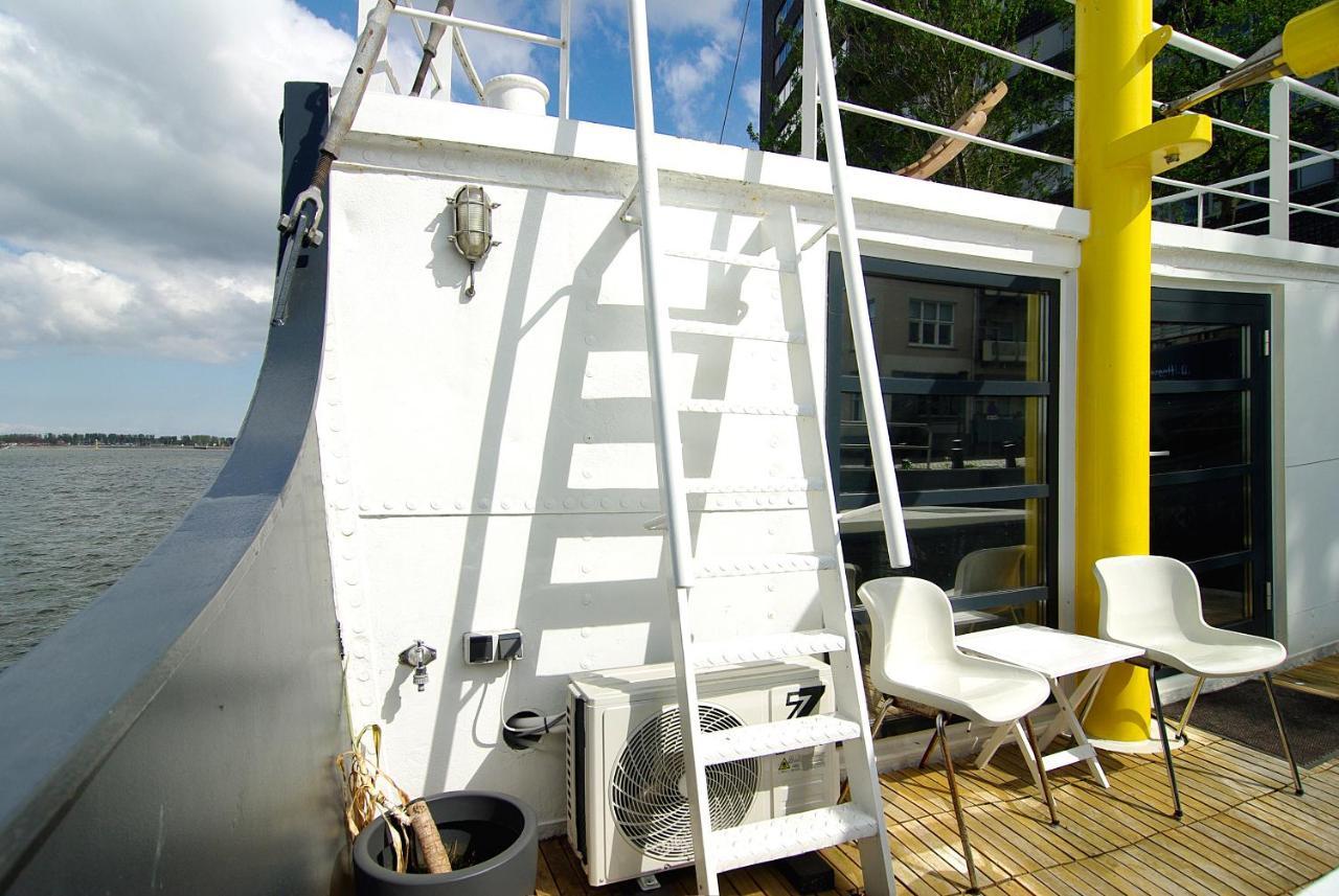 Magnificent Houseboat With A Stunning View! Hotel Amsterdam Exterior foto